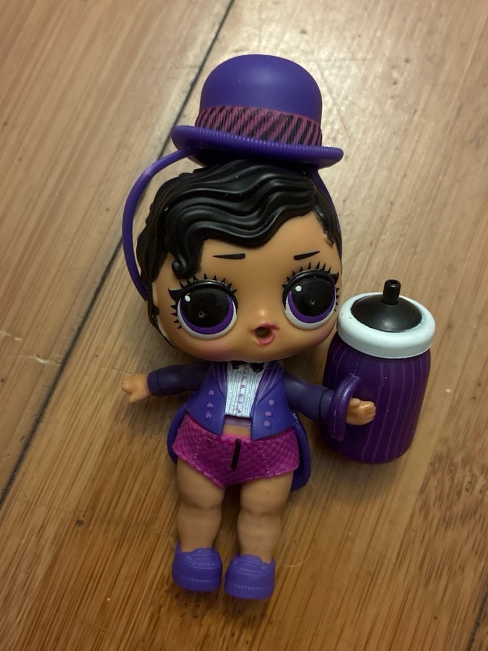 Quiet Q.T., a character from the L.O.L. Surprise! Movie Magic Tots series